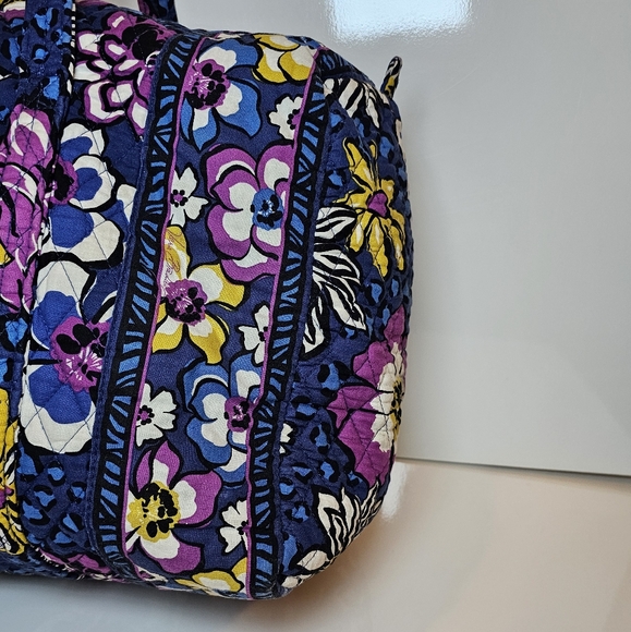 Vera Bradley Women's Large Duffel Heather Duffel Bag - Picture 14 of 14